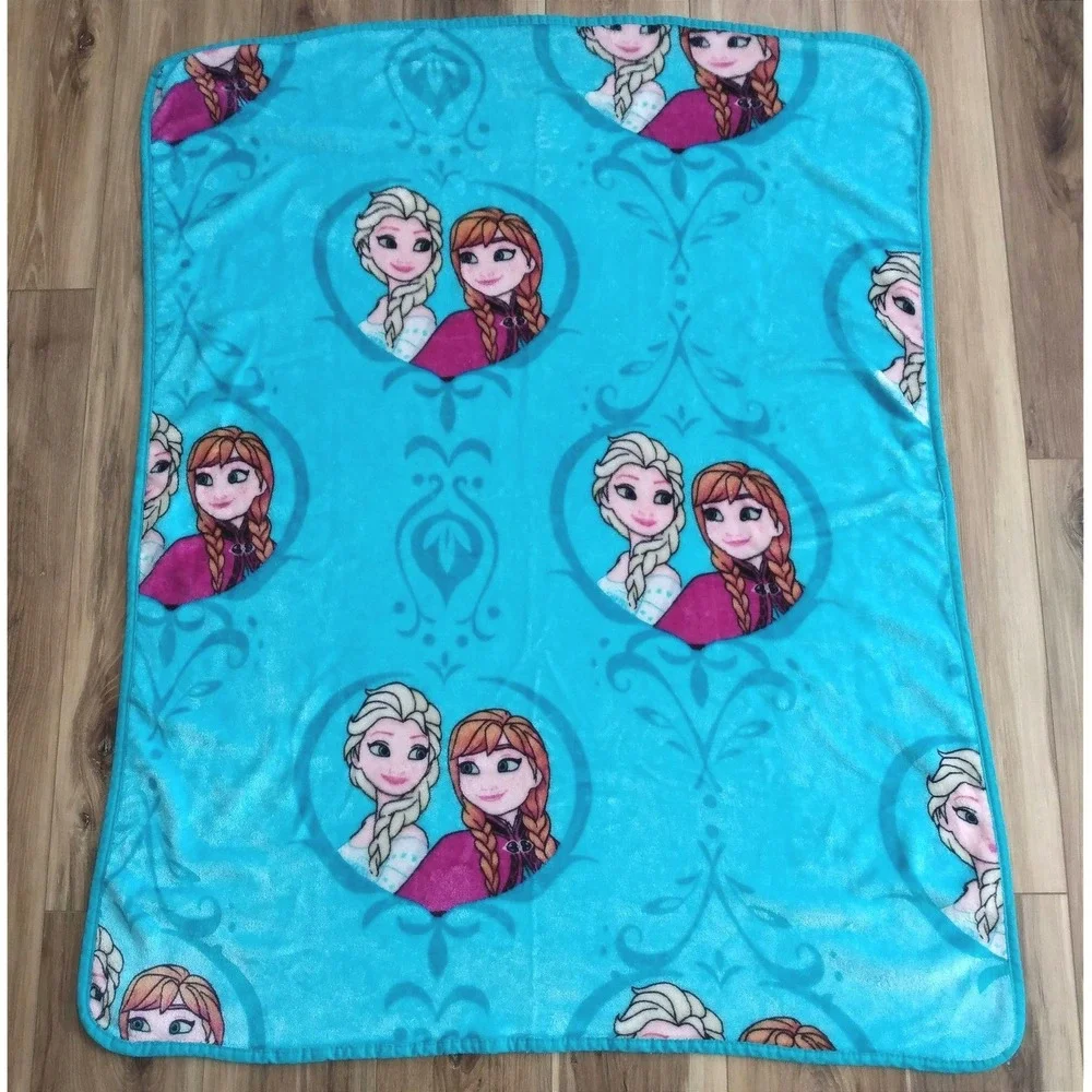 Northwest Disney FROZEN Elsa Anna HEART FRAMES Plush Silk Touch Fleece Throw